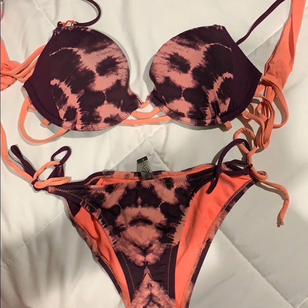 Bathing suit